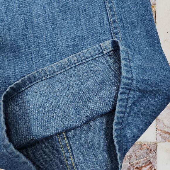 Vintage 70s High Rise Flare Jeans Size 28 Medium Wash Denim Gauchos Brand - Picture 8 of 13